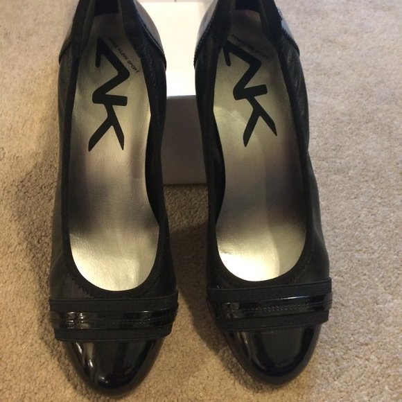 anne klein block heel